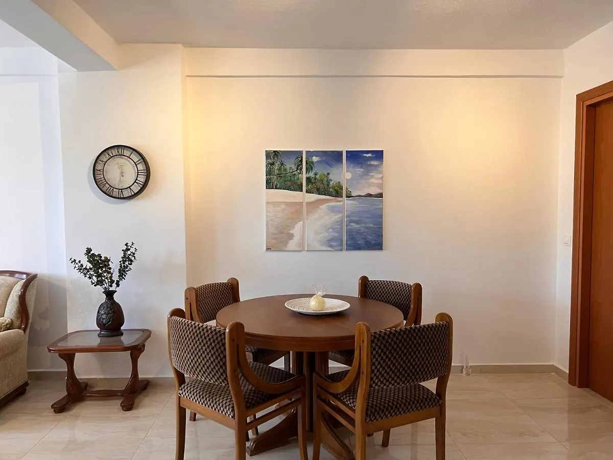 Verano House Nea Triglia