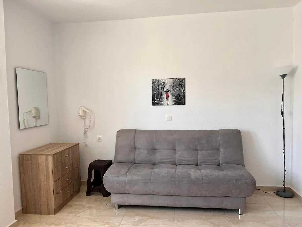 Verano House Nea Triglia 0*,