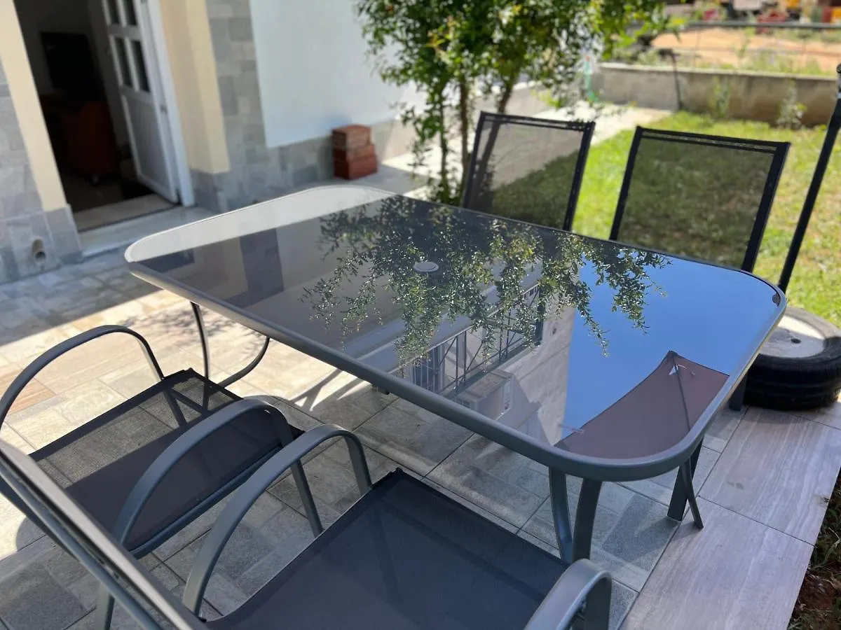 Verano house Nea Triglia