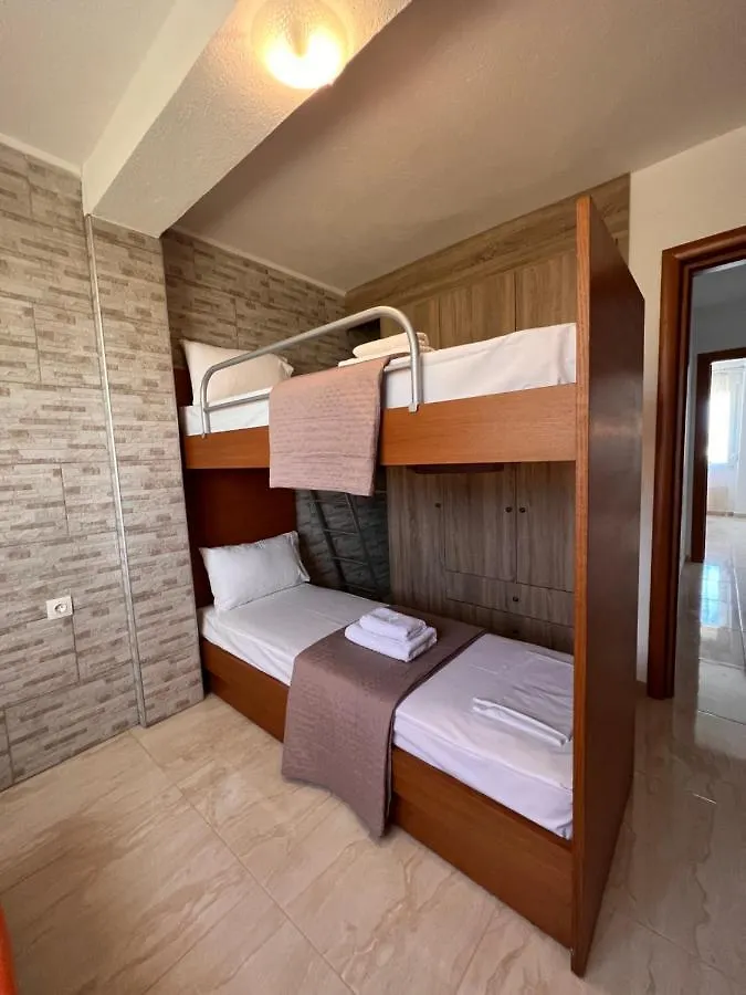 Verano house Nea Triglia 0*,