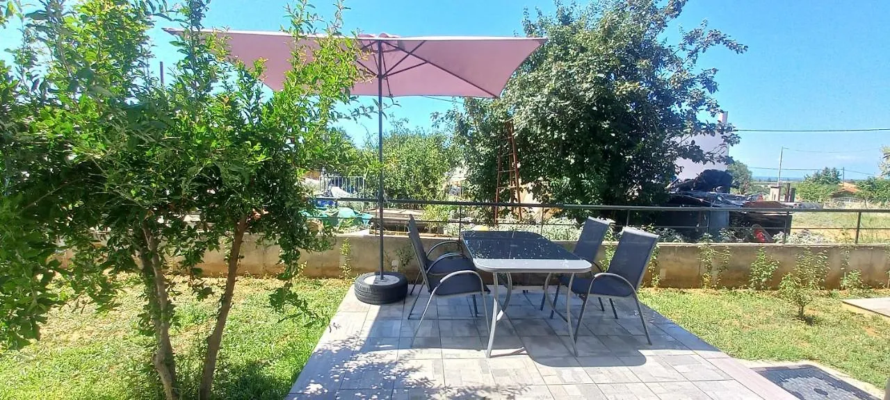 Verano house Nea Triglia